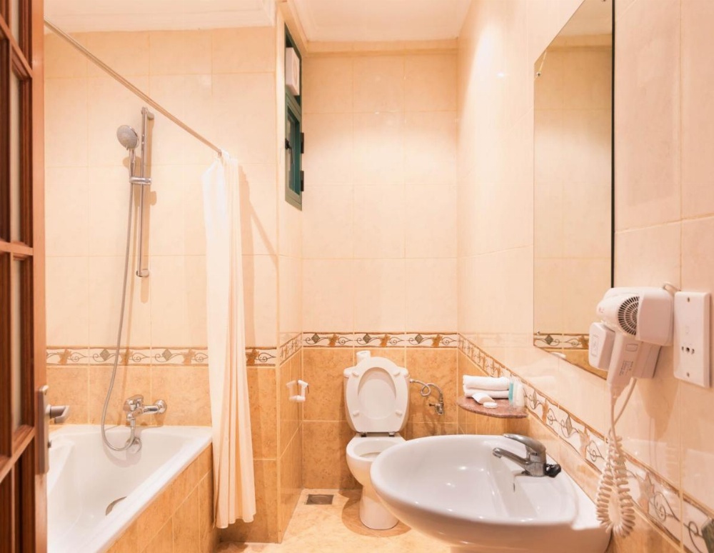 Gold Crest Hotel - Arusha