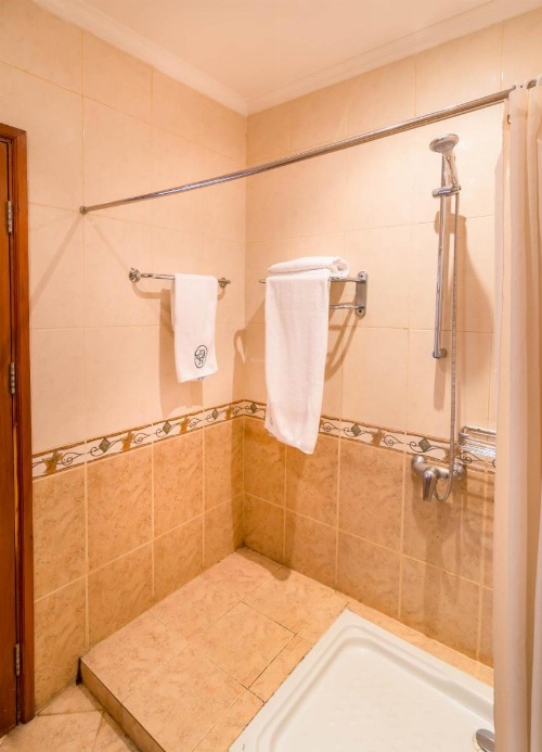 Gold Crest Hotel - Arusha image 6